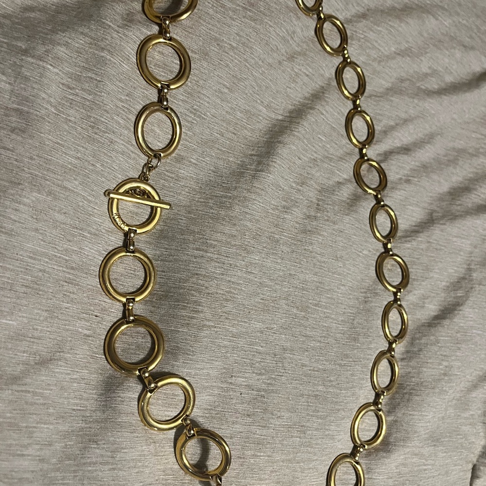 Elegant Gold Circle Link belt from Spain